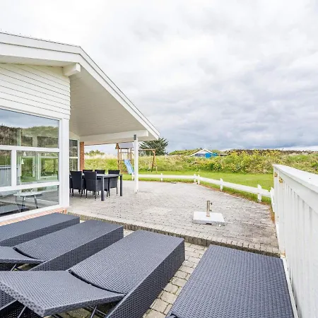 Holiday Henne Lxxv Henne Strand