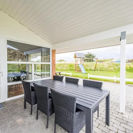Holiday Henne Lxxv Holiday home Henne Strand